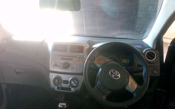TOYOTA AGYA 1.0 G