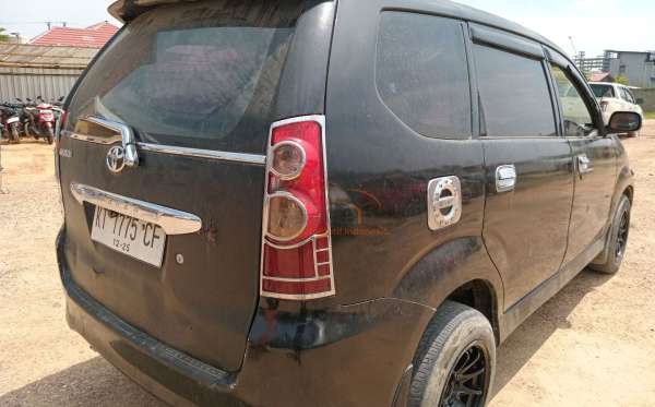 TOYOTA AVANZA E