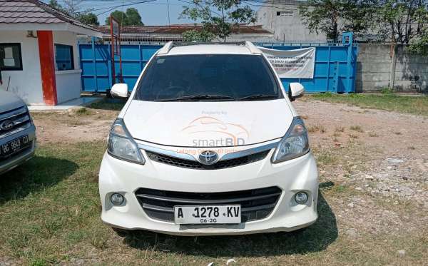 TOYOTA AVANZA VELOZ