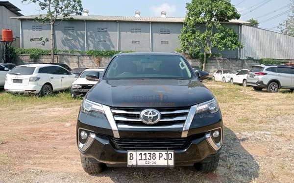 TOYOTA FORTUNER 2.7 SRZ