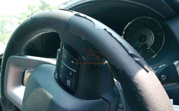TOYOTA FORTUNER 2.7 SRZ