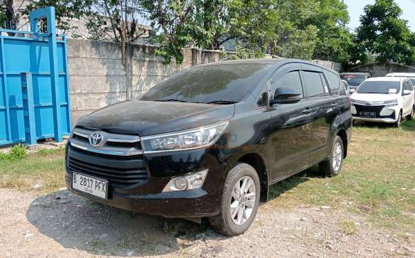 TOYOTA INNOVA 2.4 G