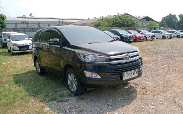 TOYOTA INNOVA 2.4 G