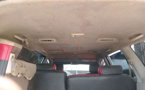 TOYOTA INNOVA