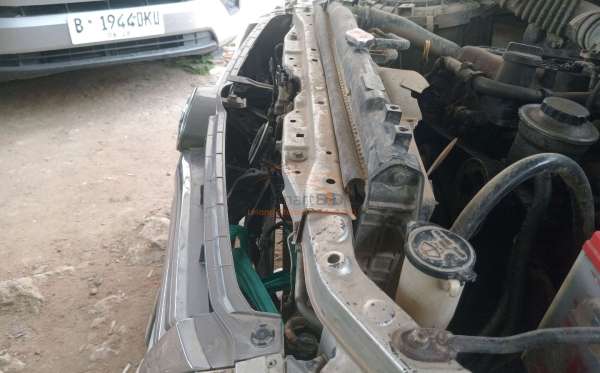 TOYOTA INNOVA