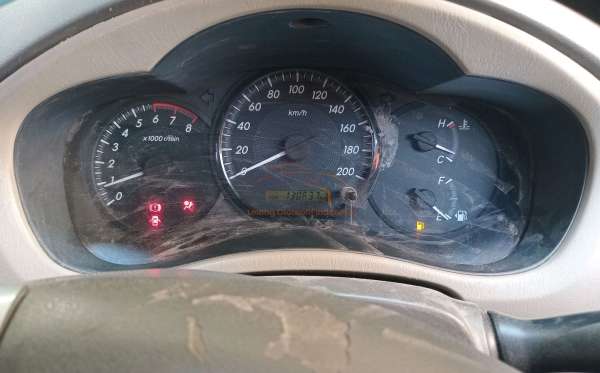 TOYOTA INNOVA