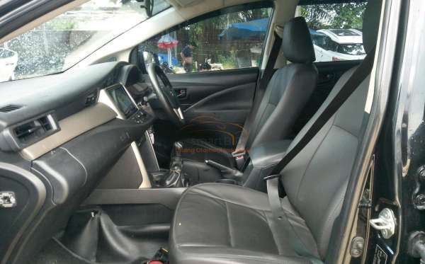 TOYOTA KIJANG INNOVA G