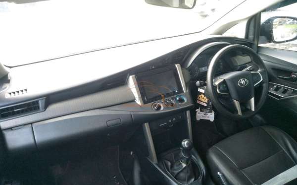 TOYOTA KIJANG INNOVA G