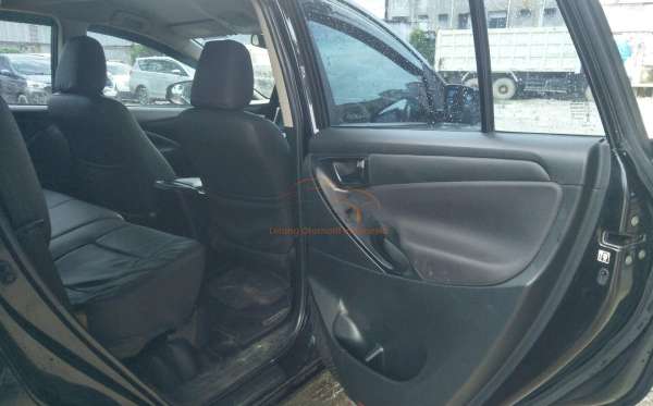 TOYOTA KIJANG INNOVA G