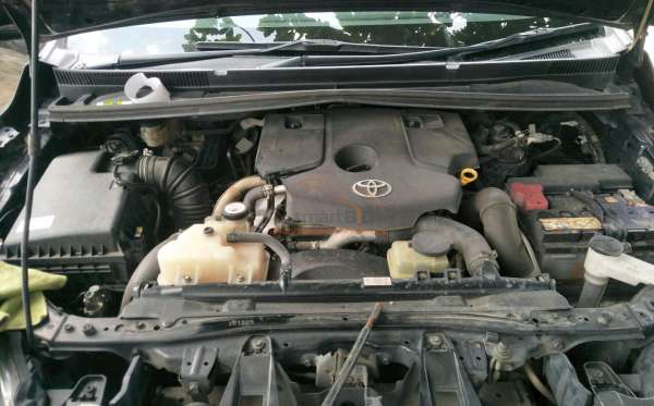 TOYOTA KIJANG INNOVA G