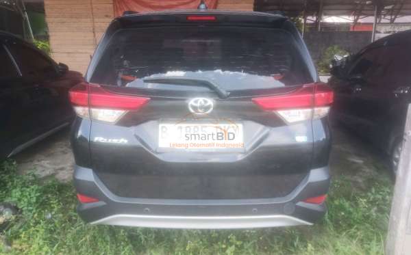 TOYOTA RUSH