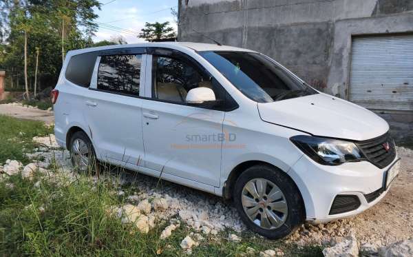 WULING CONFERO 1.5