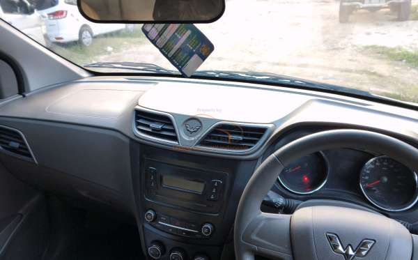 WULING CONFERO 1.5