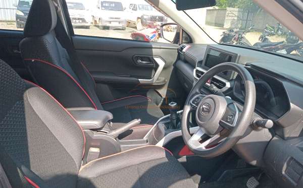 DAIHATSU ROCKY X