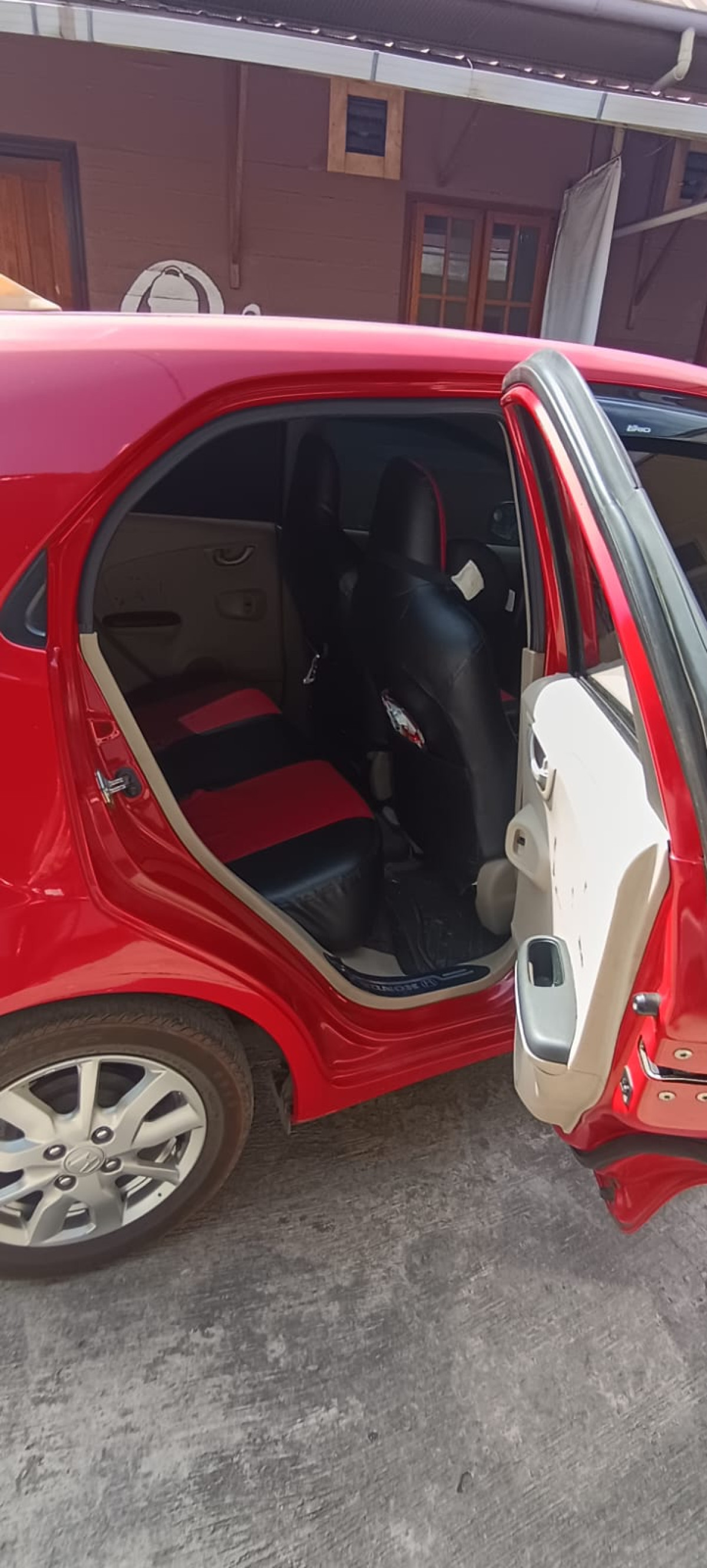 HONDA BRIO  SATYA DD1 1.2 E