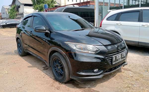 HONDA HRV RU1 1.5 E