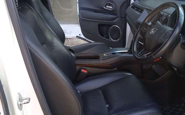 HONDA HRV RU1 1.5 E