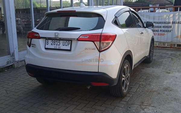 HONDA HRV RU1 1.5 E