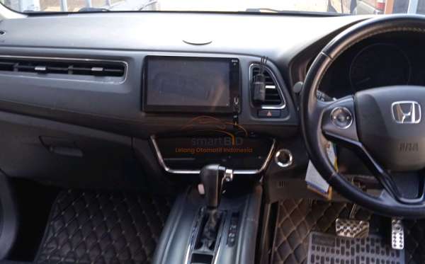 HONDA HRV RU1 1.5 E