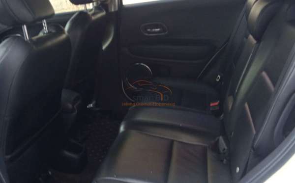 HONDA HRV RU1 1.5 E