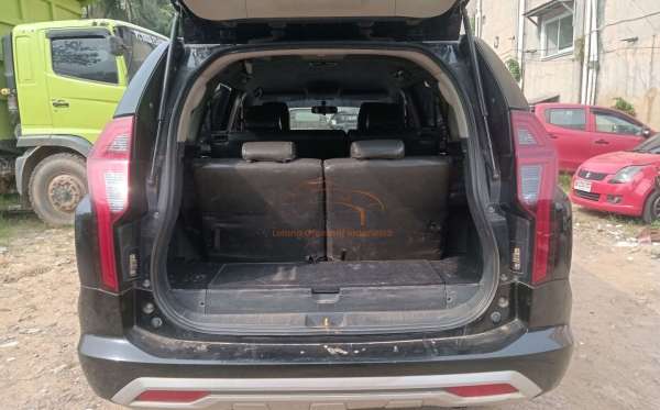 MITSUBISHI PAJERO SPORT 2.5L GLX (4X4)