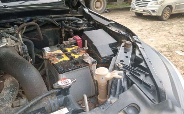 MITSUBISHI PAJERO SPORT 2.5L GLX (4X4)
