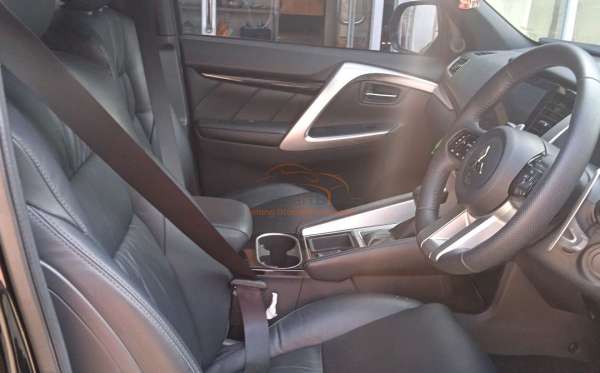 MITSUBISHI  PAJERO  SPORT 2.4L DAKAR-L (4X2)