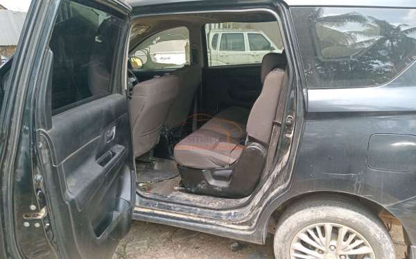 SUZUKI ERTIGA