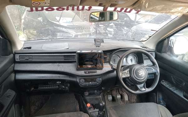 SUZUKI ERTIGA
