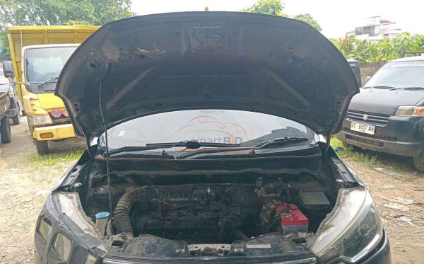SUZUKI ERTIGA