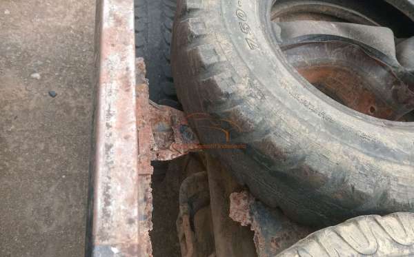 SUZUKI MEGA CARRY PU