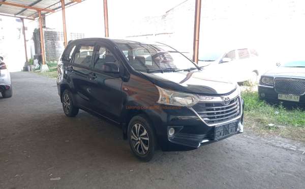 TOYOTA AVANZA