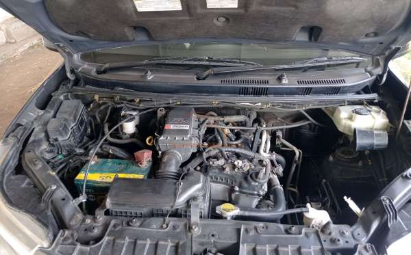 TOYOTA AVANZA