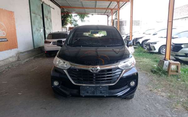 TOYOTA AVANZA