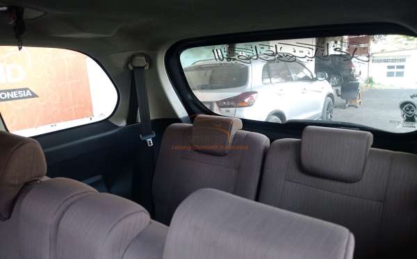 TOYOTA AVANZA