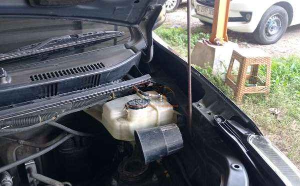 TOYOTA AVANZA