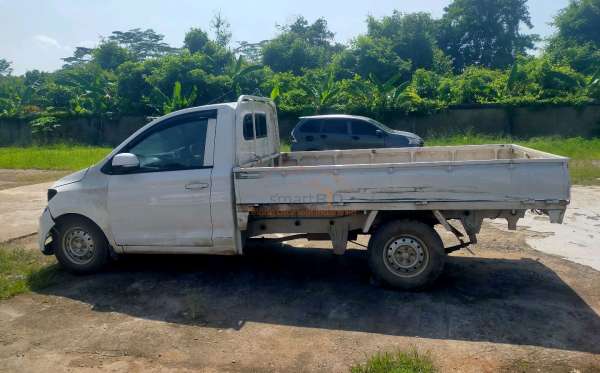 WULING  FORMO  MAX