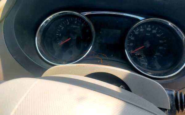 WULING  FORMO  MAX