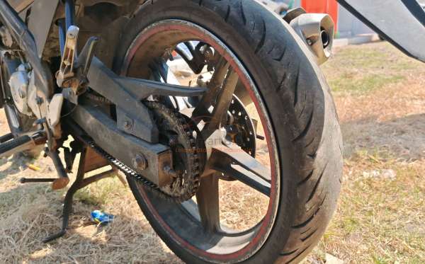 YAMAHA VIXION