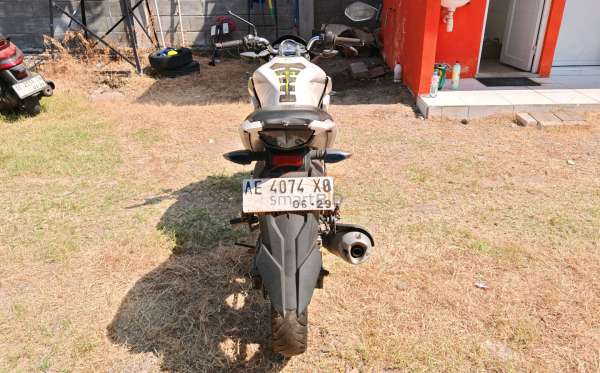 YAMAHA VIXION