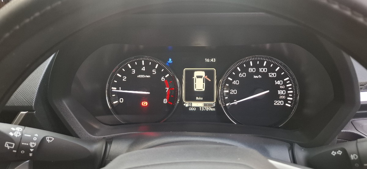 TOYOTA  AVANZA  1.5 G