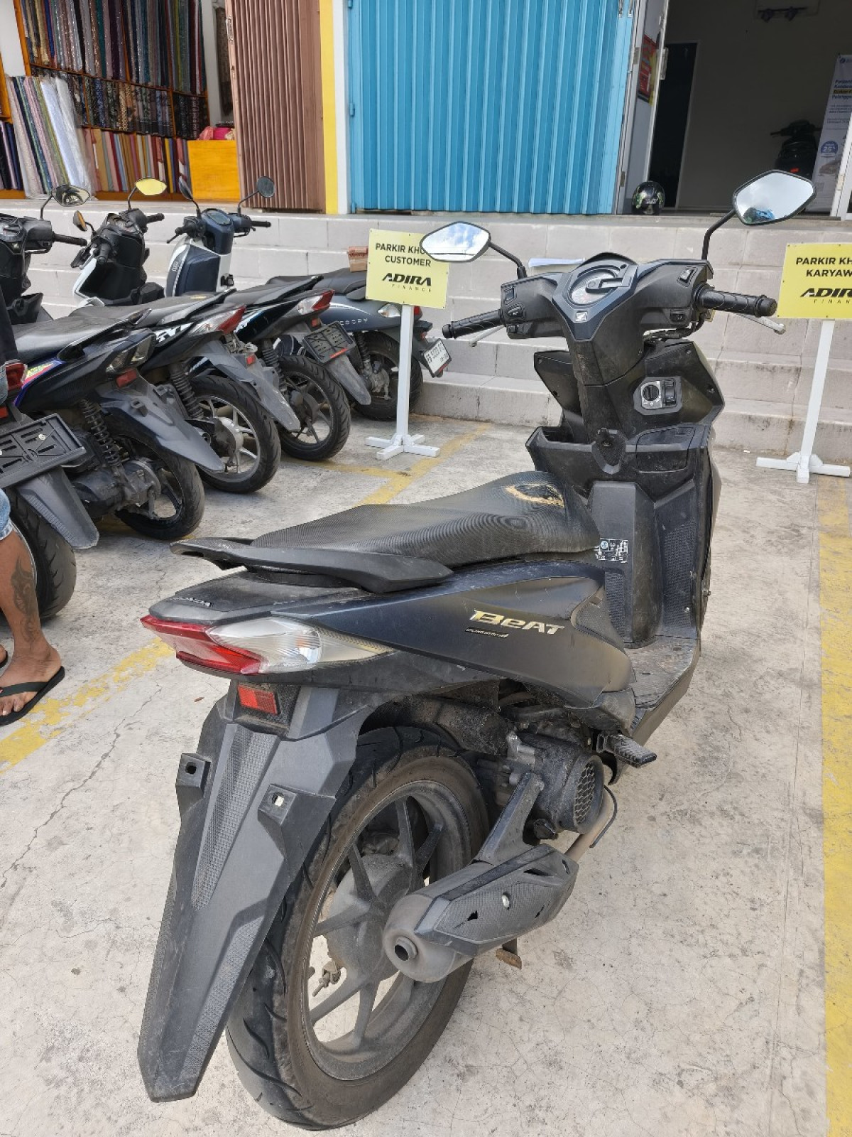 HONDA  BEAT