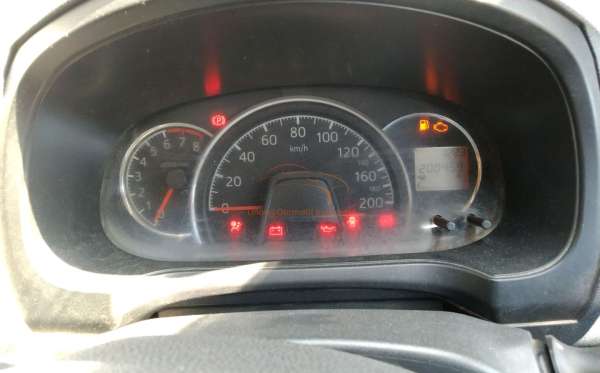 DAIHATSU AYLA 1.2R