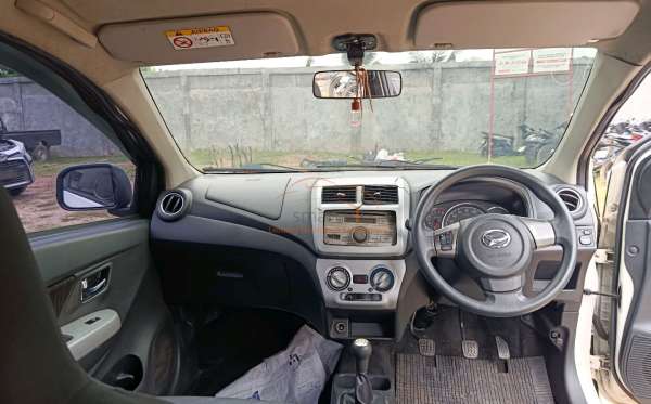 DAIHATSU AYLA