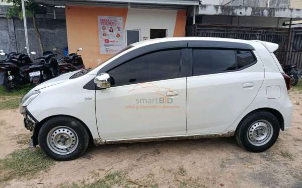 DAIHATSU AYLA