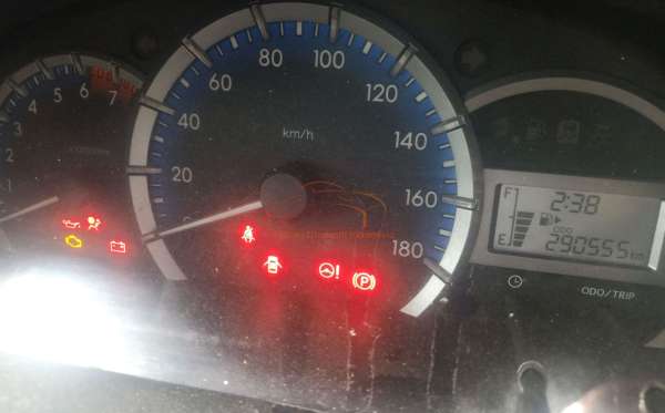 DAIHATSU XENIA 1.3 X