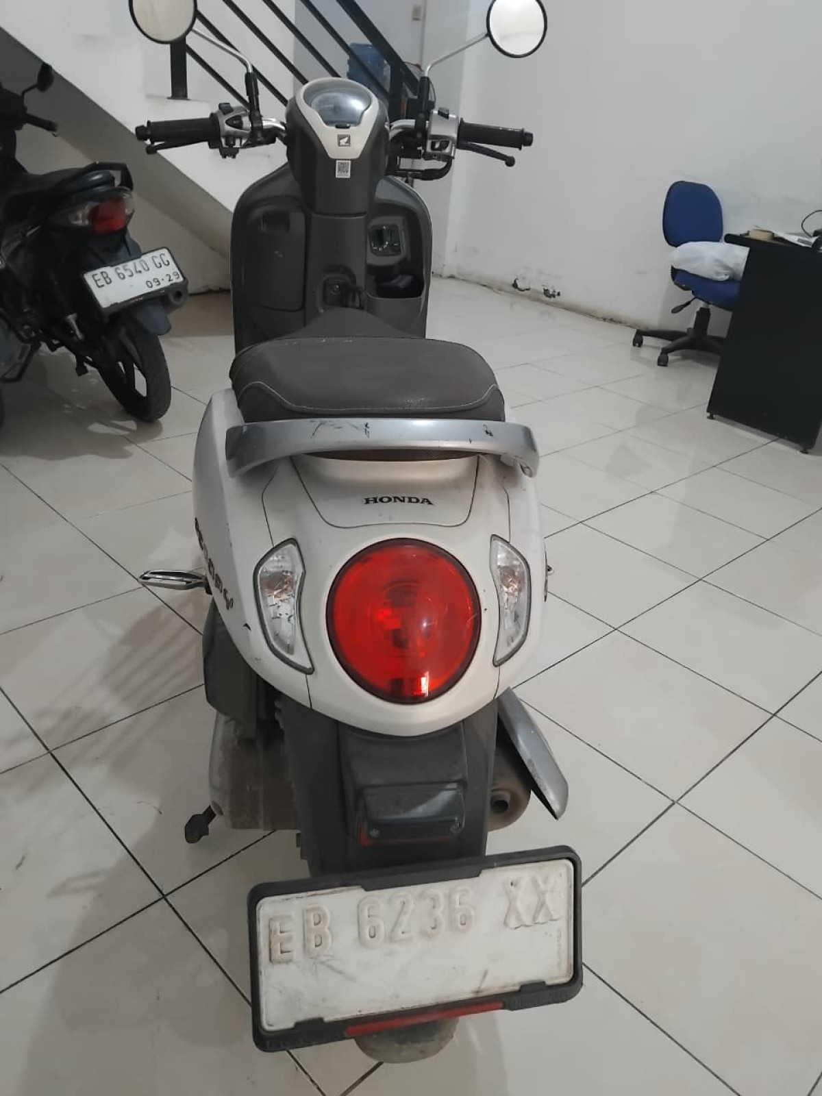 HONDA SCOOPY PRESTIGE