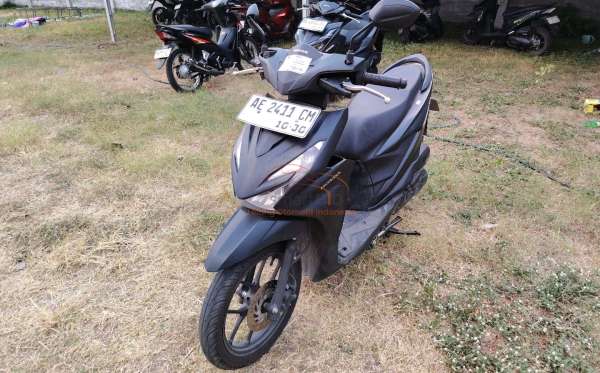 HONDA  BEAT