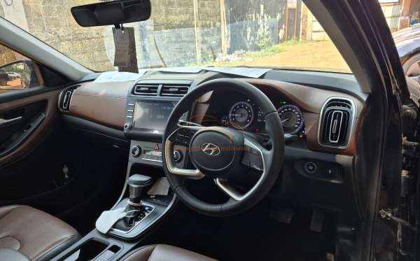 HYUNDAI CRETA TREND AT