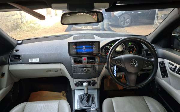 MERCEDES BENZ C250